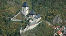 Vyhlídkový let vrtulníkem nad Karlštejn - 3 osoby