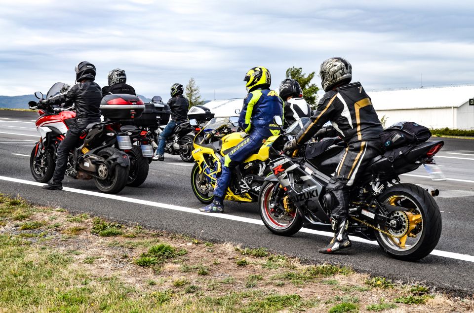 Kurz bezpečné jízdy pro motorky