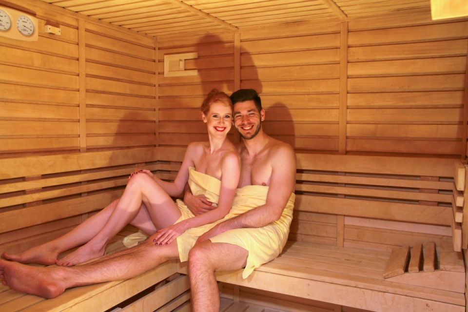 Privátní vířivka a finská sauna v centru Prahy pro dva