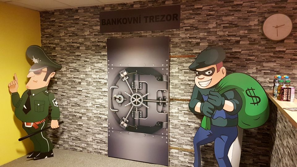 Vyloupení bankovního trezoru - napínavá únikovka Hradec Králové