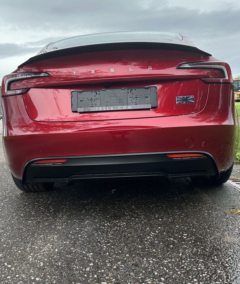 Jízda v Tesle Model 3 Performance