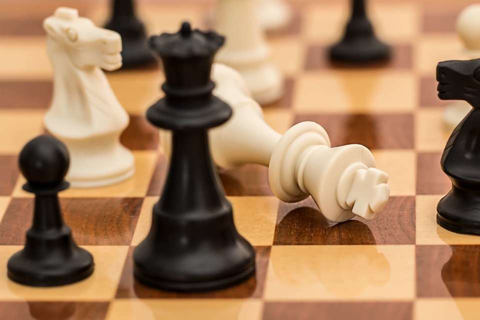 Šachová partie s juniorským mistrem ČR