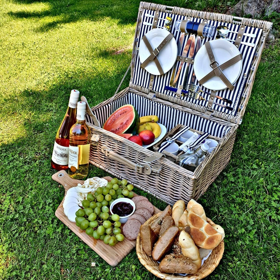 Dokonalý piknik pro dva v nádherném zámeckém parku na Vysočině 