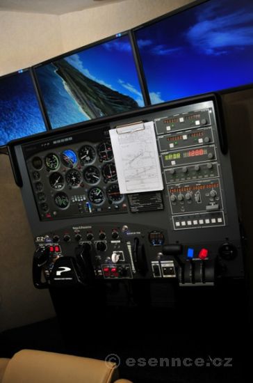 Můj první let - pohyblivý simulátor Cessna
