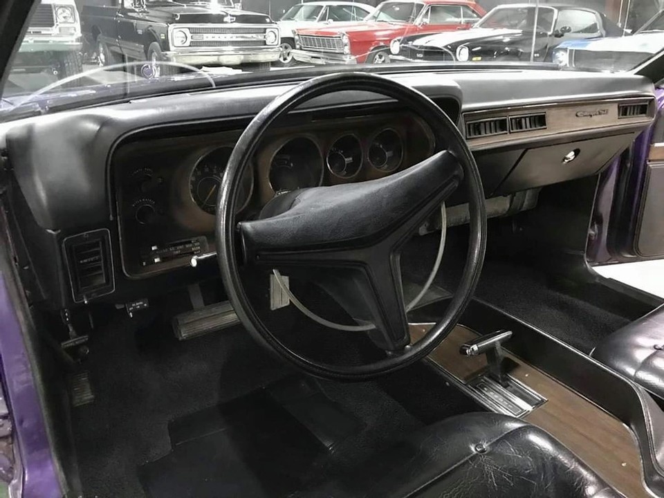 Pronájem Dodge Charger 1973 Praha