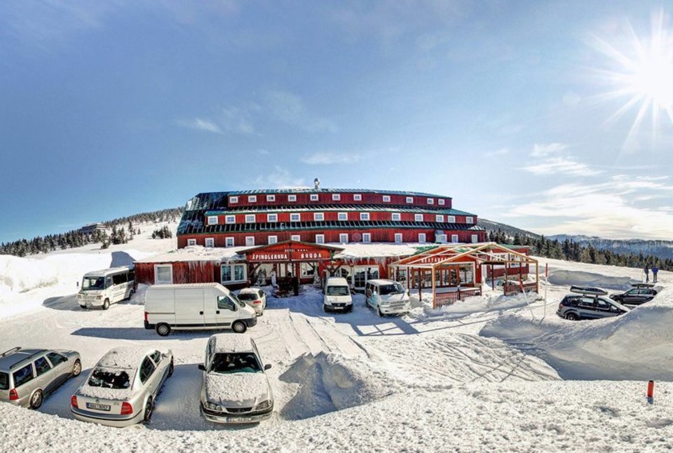 Rodinný pobyt na horách v krkonošském Hotelu Špindlerova Bouda s polopenzí a relaxem ve wellness