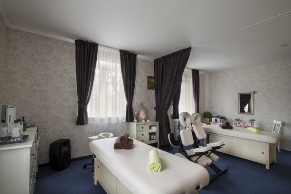 Třídenní relaxační pobyt s polopenzí v hotelu LIONS pro 2 osoby
