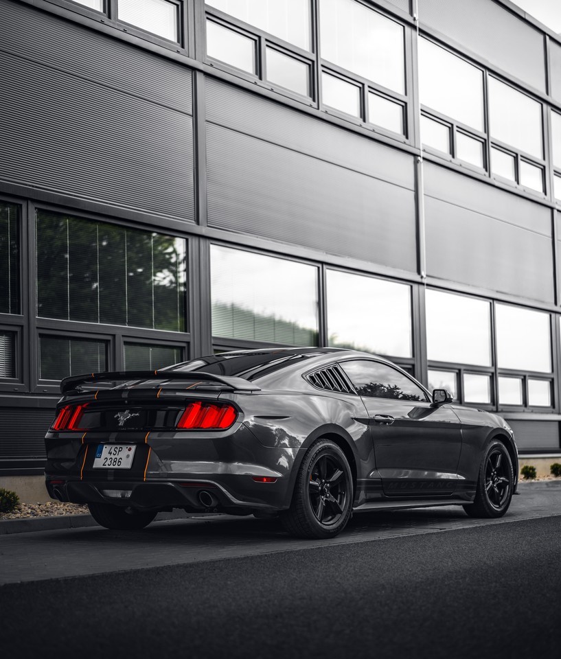 Pronájem Ford Mustang 2016
