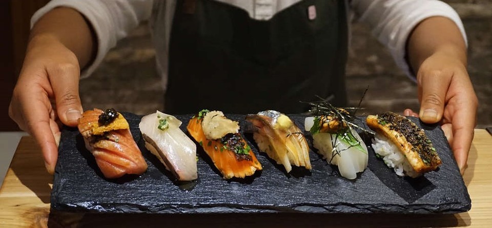 Sushi bar Made in Japan - 5chodové degustační menu Royal pro 2 osoby