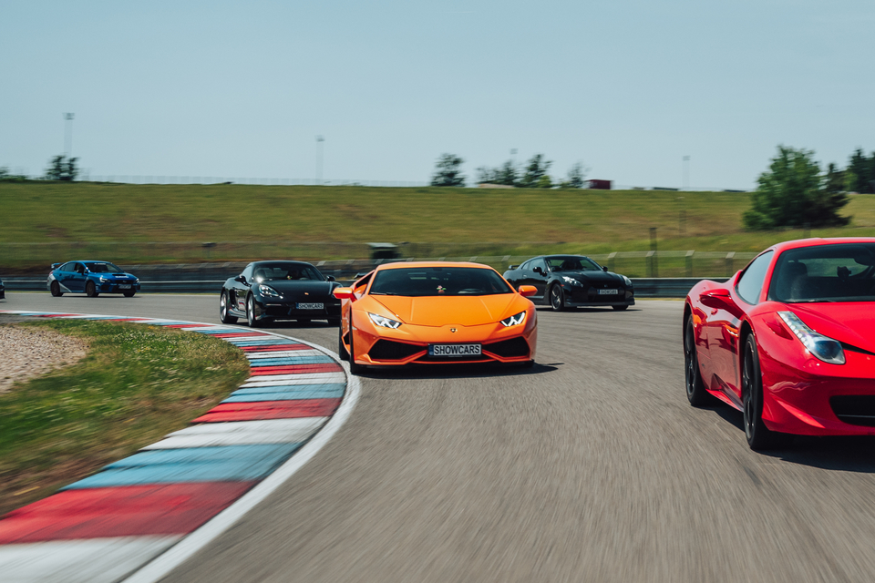 Jízda v Lamborghini na velkém závodním Masarykově okruhu v Brně