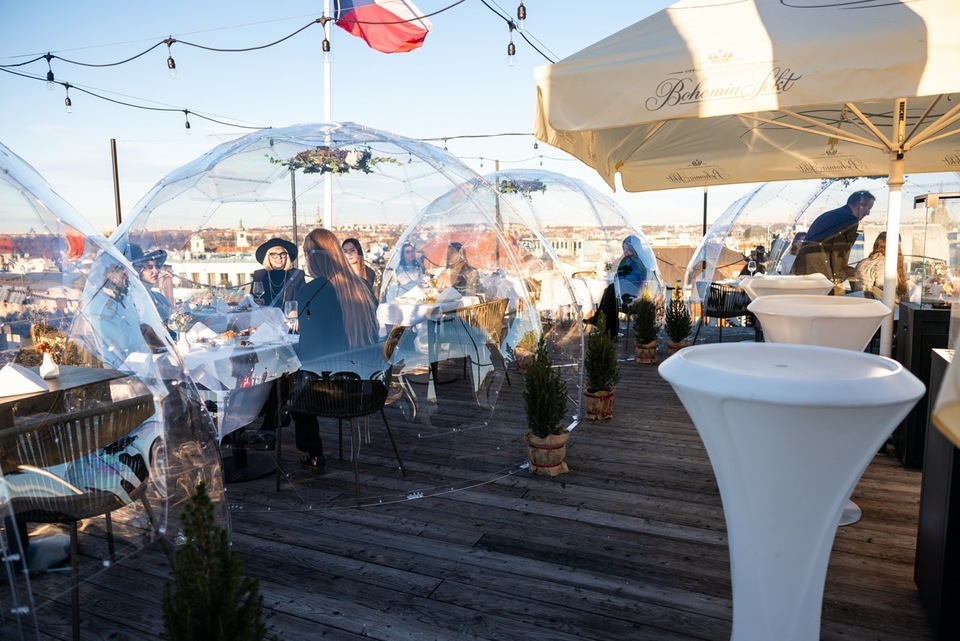 Jedinečné Aperitivo v Pytloun Sky bar & Restaurant Prague s kouzelným výhledem na Prahu