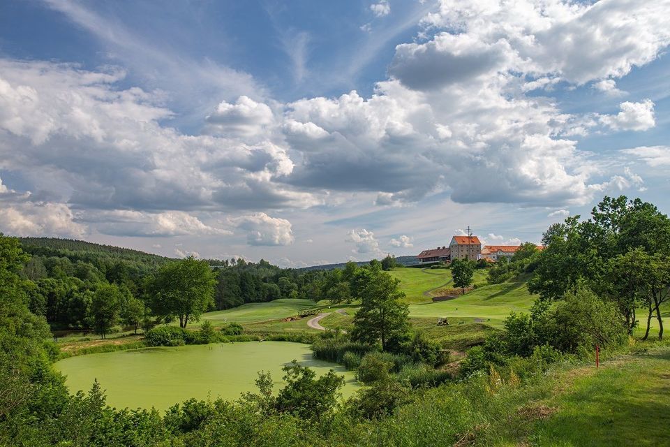 Víkend s golfem na Dýšině