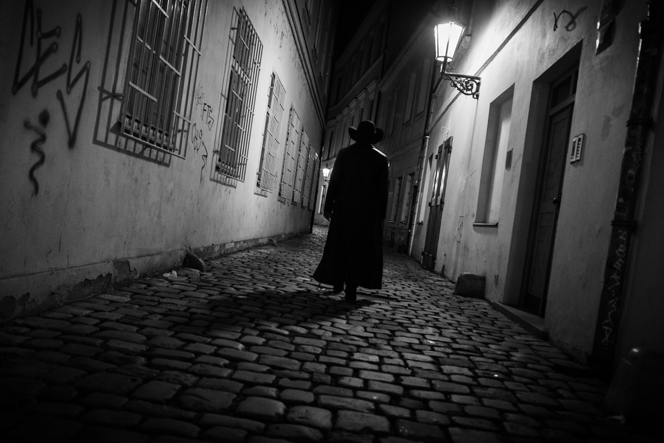 Tajemný podezřelý - venkovní detektivní úniková hra pro pokročilé
