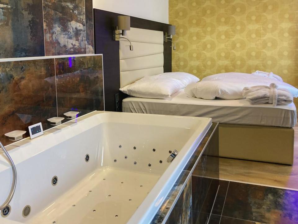 Romantický pobyt v luxusním, soukromém wellness studiu v Hotelu Slunný dvůr