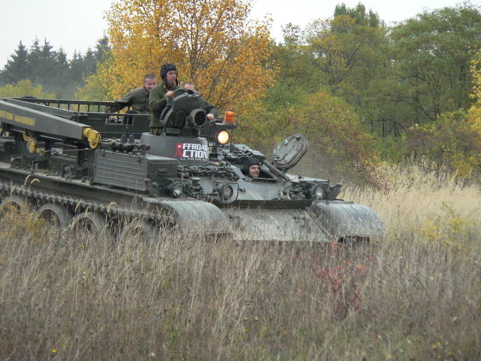 Řízení tanku VT55 na tankodromu