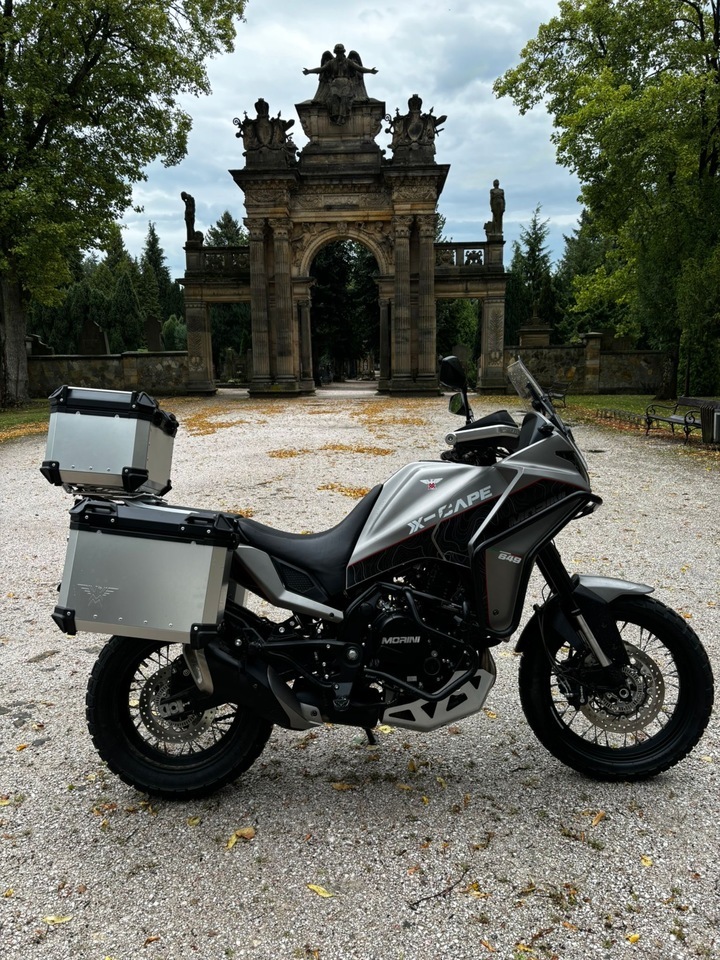Pronájem motorky Moto Morini X-Cape 650