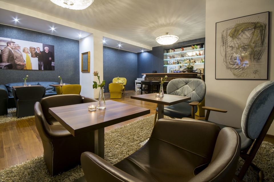 Lázeňský pobyt v luxusním Hotelu Prezident - Lounge bar