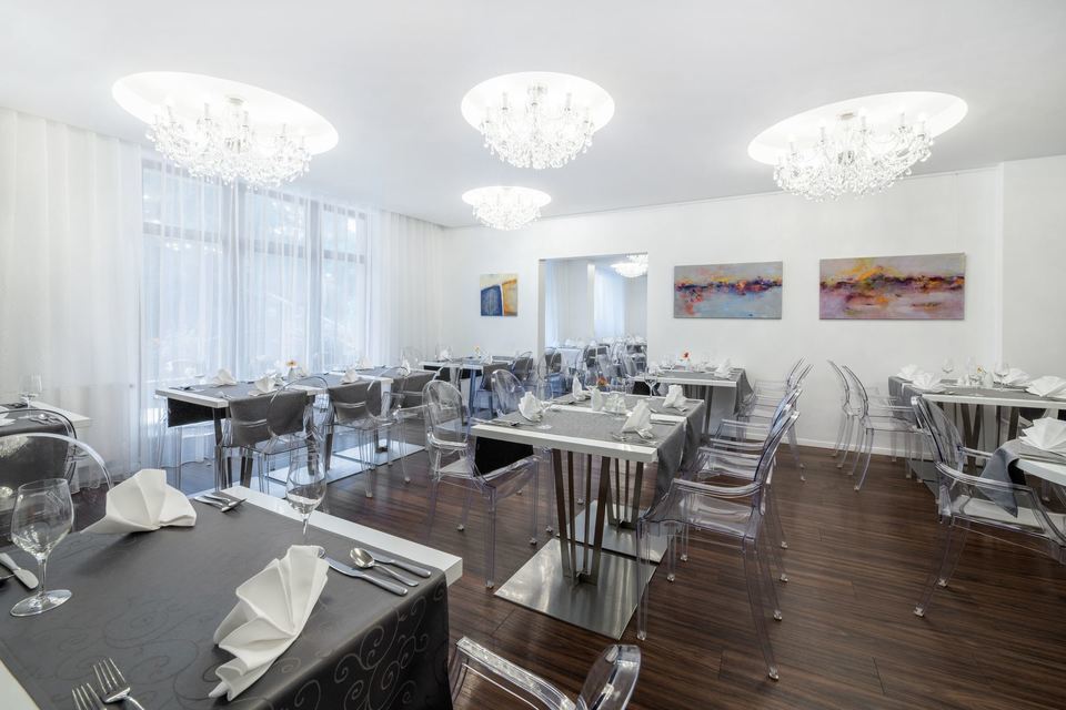 Neomezený wellness pobyt v luxusním Hotelu Prezident - restaurace