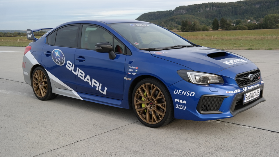 Jízda v Subaru Impreza WRX STI na velkém závodním Masarykově okruhu Brno