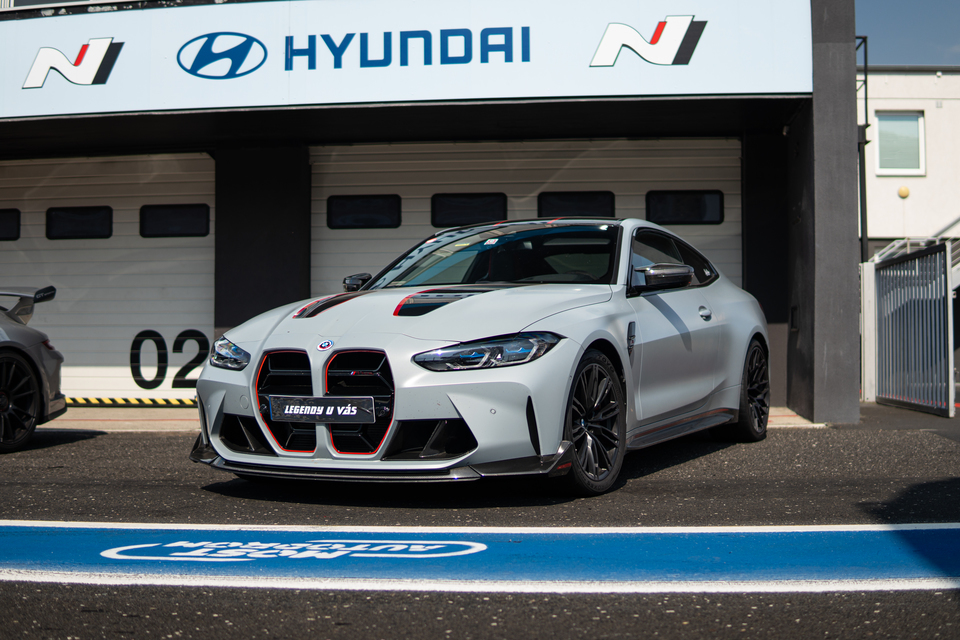 Spolujezdcem v BMW M4 CSL na okruhu Polygonu Hradec Králové
