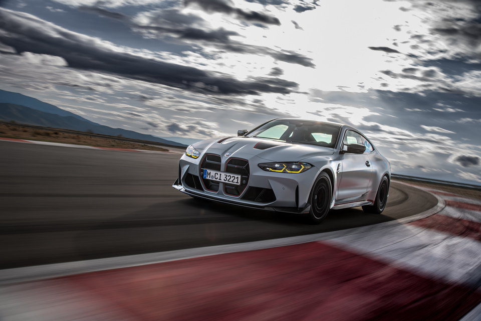 Spolujezdcem v BMW M4 CSL na okruhu Polygonu Hradec Králové