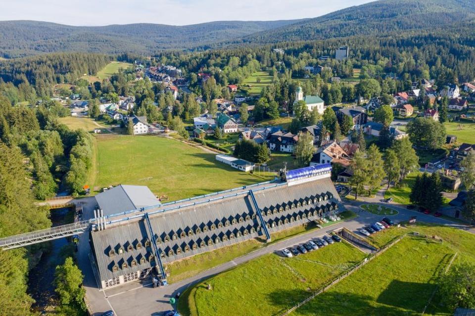 Krkonošský wellness pobyt v Hotelu Skicentrum Harrachov s polopenzí a návštěvou Relax centra pro dva