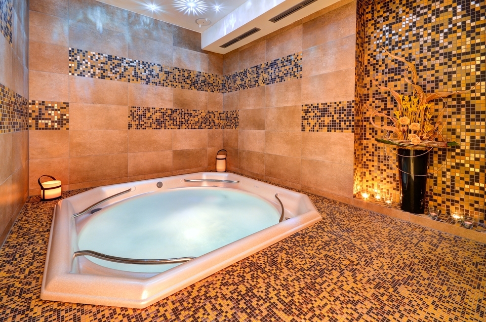 Pobyt pro zamilované v Jeseníkách s romantickou večeří a wellness zónou na 2 noci