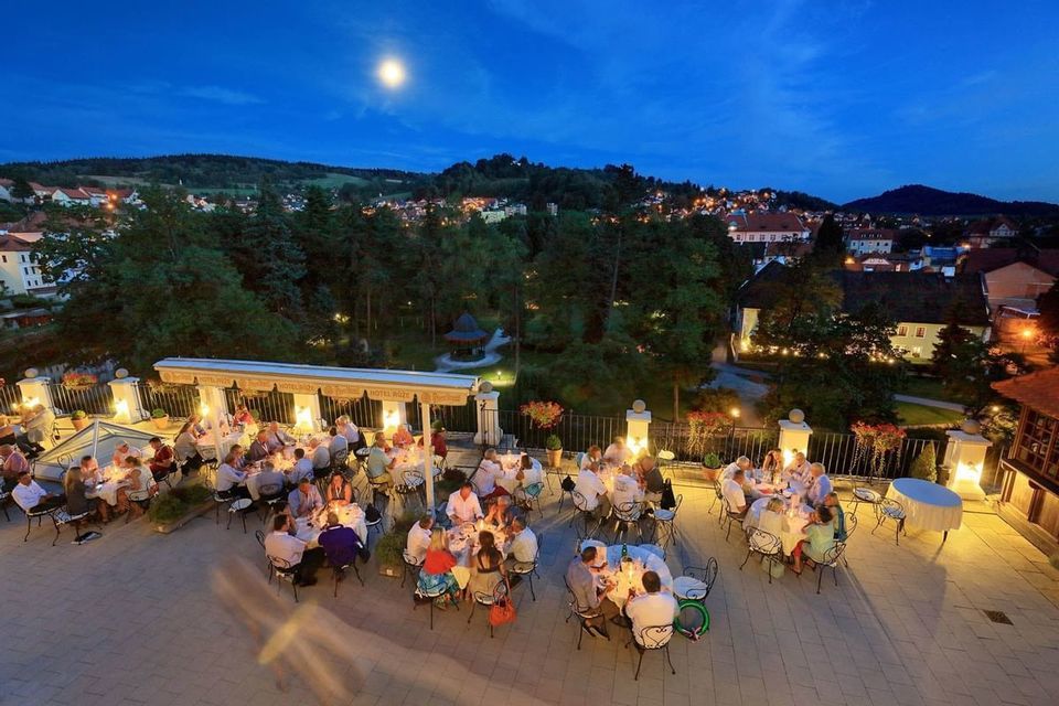 Romantický pobyt se snídaní v kouzelném Českém Krumlově v útulném Hotelu Růže