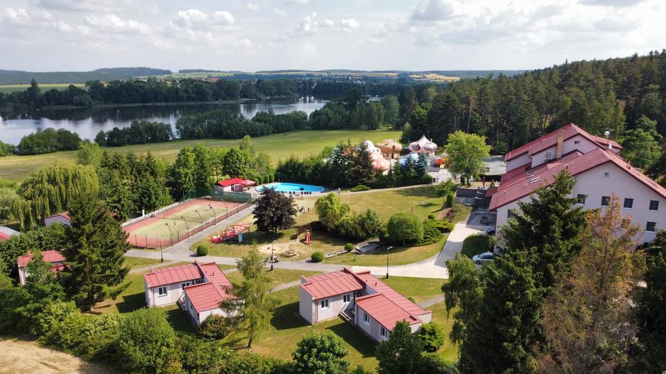 Relaxační pobyt s polopenzí a wellness procedurami v Hotelovém resortu JESENICE