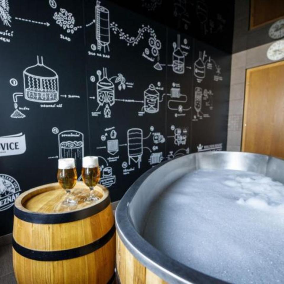 Relaxační pobyt s polopenzí a wellness procedurami v Hotelovém resortu JESENICE