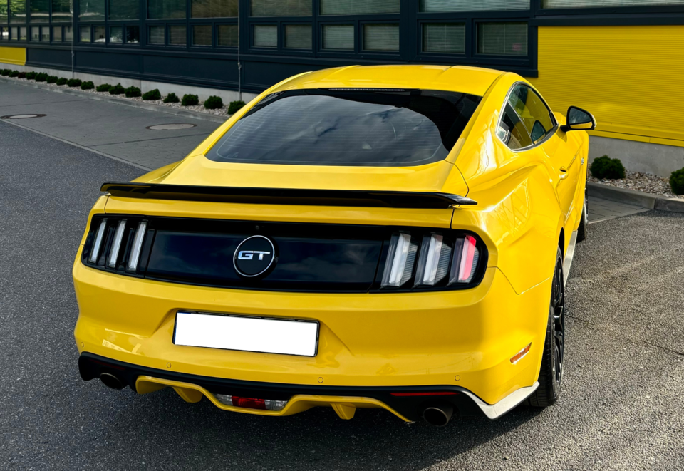 Pronájem Ford Mustang 2016 5.0 GT V8 Holice u Pardubic