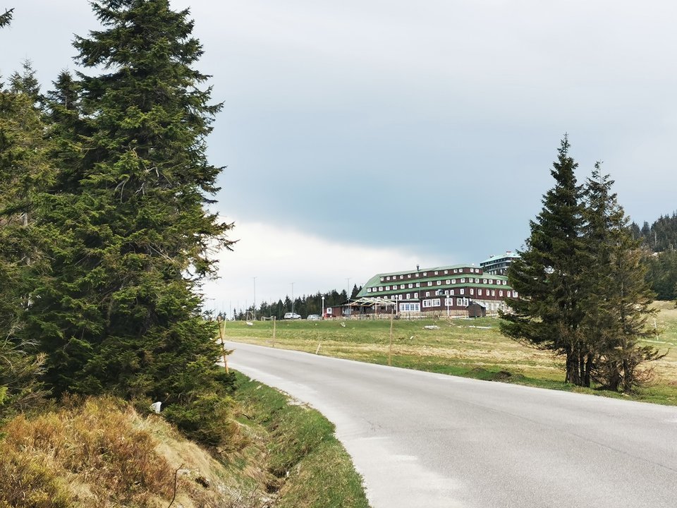 Pobyt v srdci Krkonoš s polopenzí, wellness a nezapomenutelným výhledem v Hotelu Špindlerova Bouda