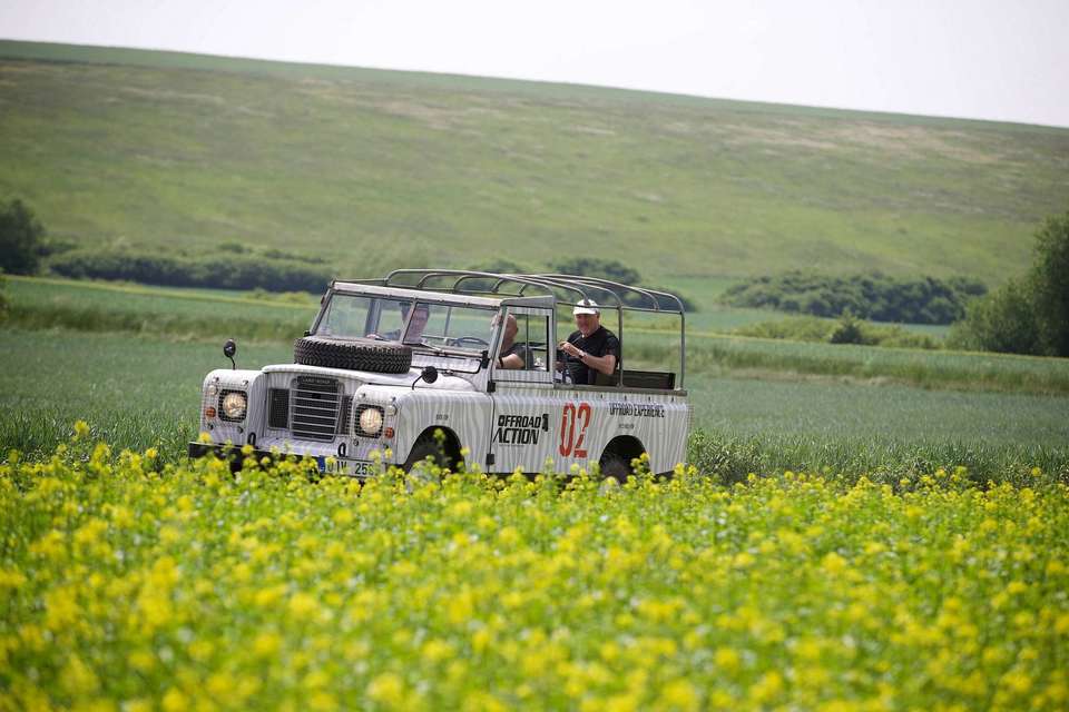 Zkušební jízda v legendárním Land Roveru S III