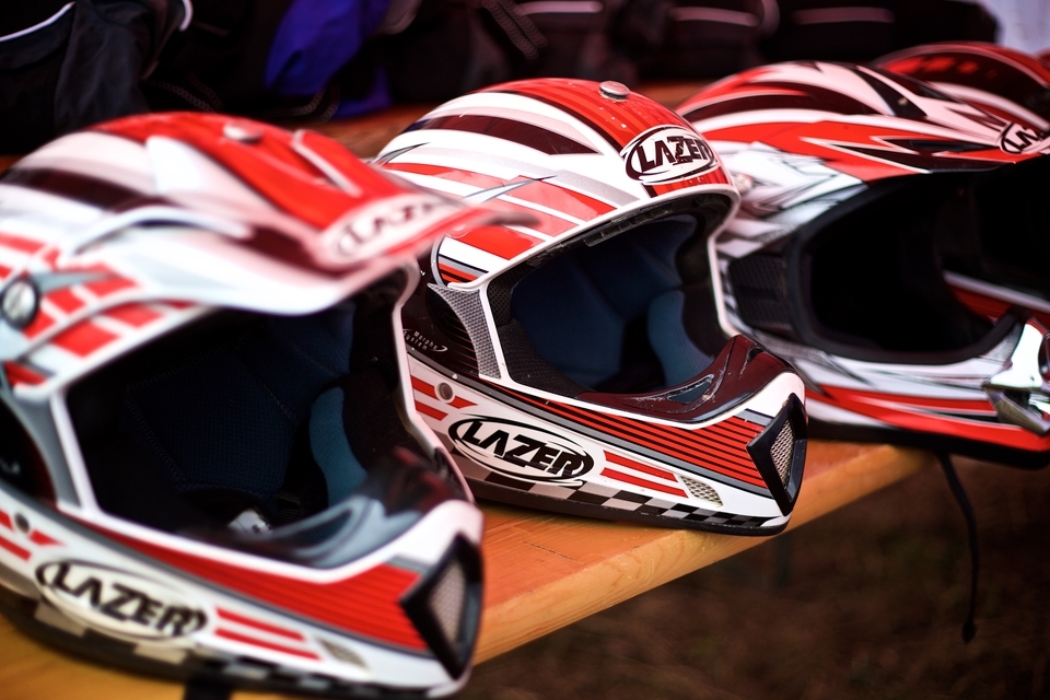 Čtyřkolky na tankodromu