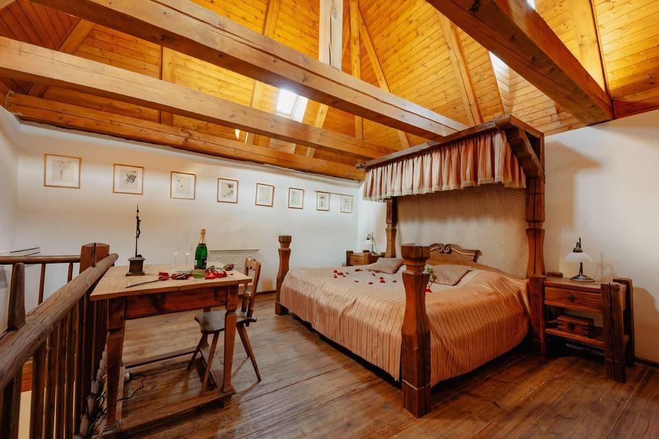 Romantická noc v Jičínské věži plná luxusu