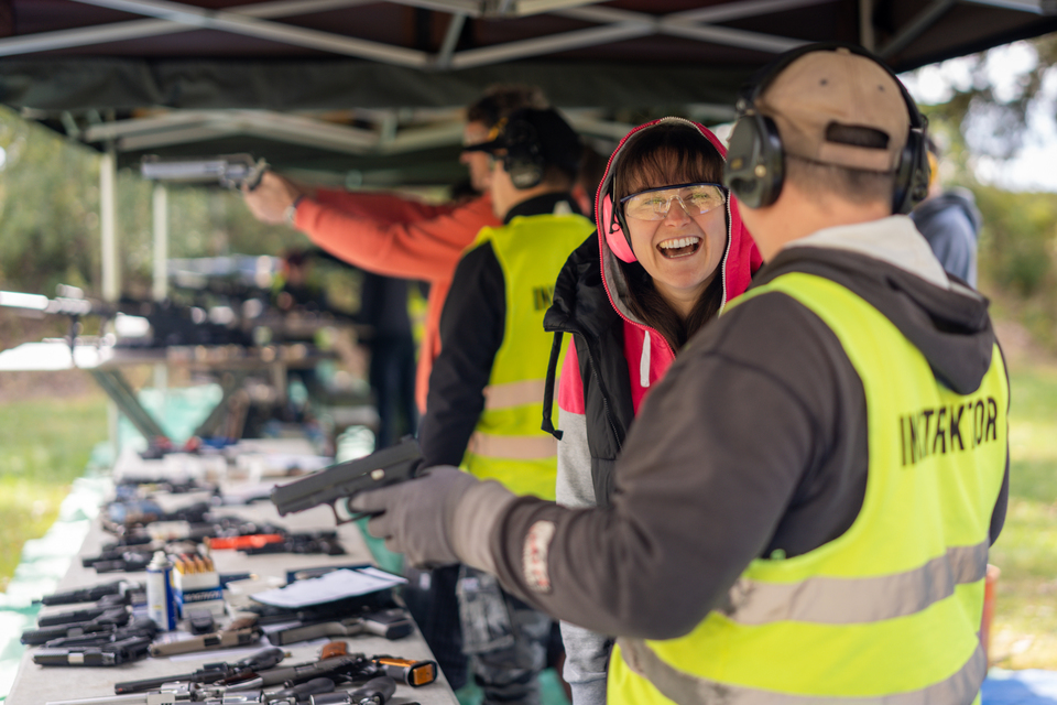 Střelnice SPORTLOV, střelba z pistole, z pušky, a z karabiny, náboje v ceně, instruktor