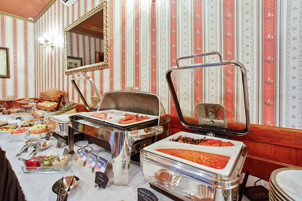 Noc na zámku Chateau St. Havel s bohatou snídaní a tříchodovou večeří