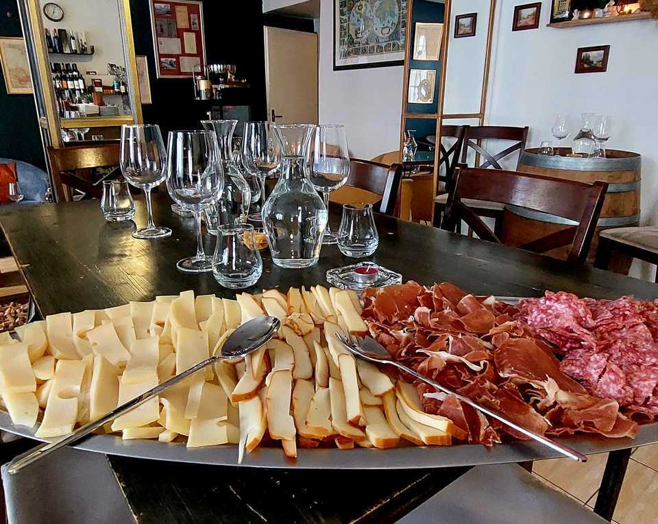 Kurz archivace a investice vína s degustací v Praze