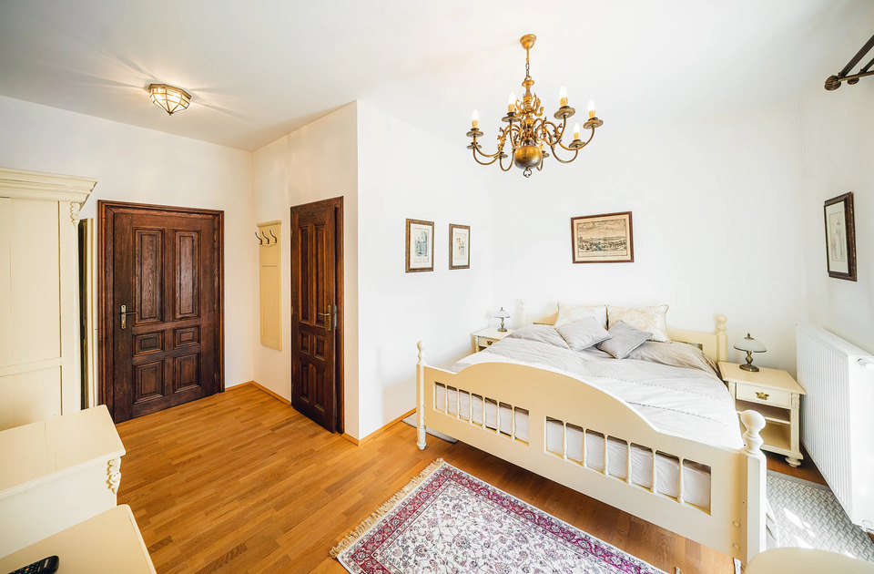 Zámecký pobyt se snídaní a prohlídkou na šlechtickém Zámku Rychvald pro 2 osoby