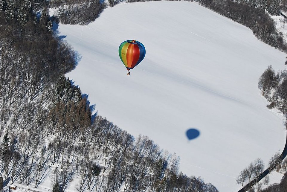 Zimní expediční let balónem přes Beskydy