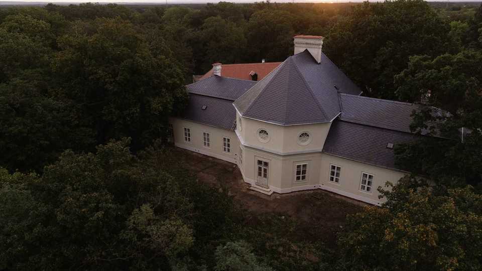 Kouzelný pobyt na zámku Valtice se snídaní a romantickou večeří pro 2 osoby na 2 noci