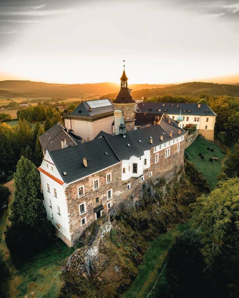 Skvělý wellness pobyt na krásném zámku Zbiroh pro 2 osoby na 6 dní