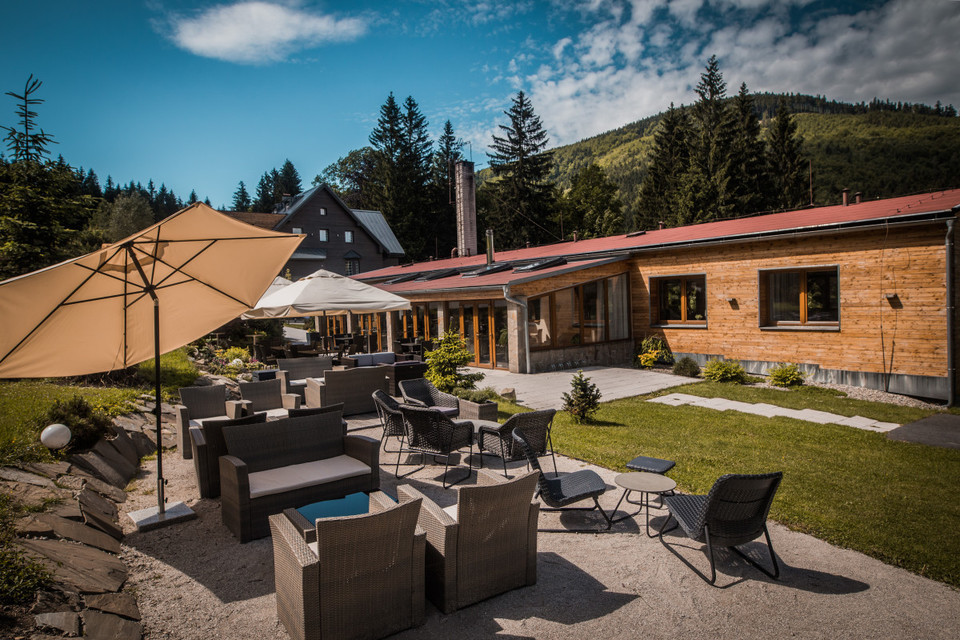 Romantický pobyt v útulném resortu Hotel & Garden U Holubů s piknikem v přírodě na 2 noci