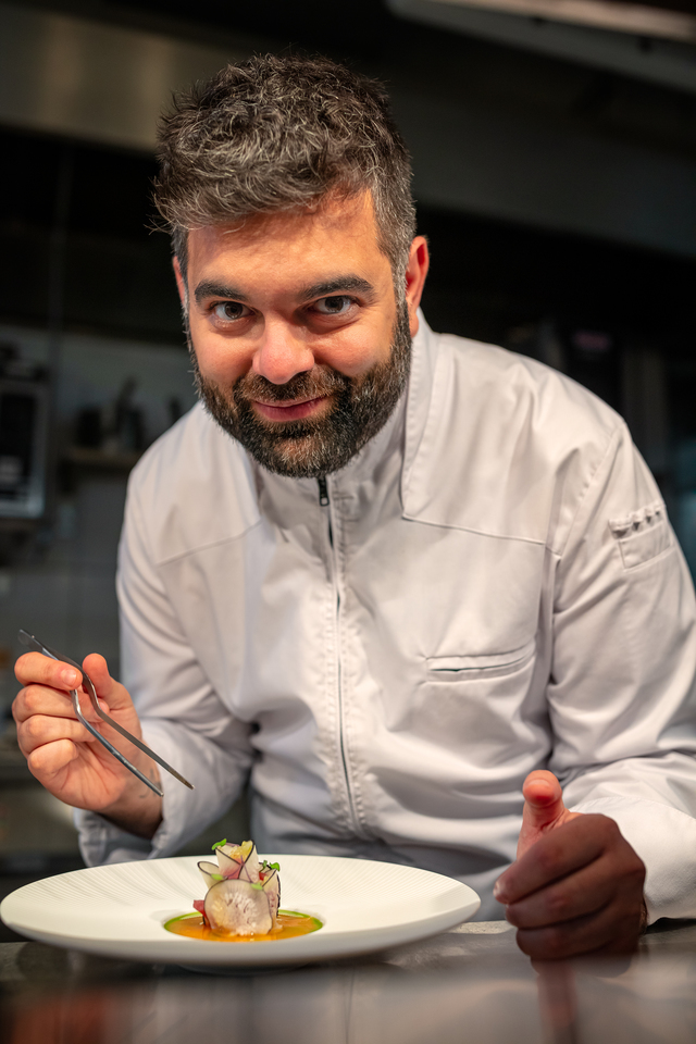 Zážitková noc v hotelu Bookquet se snídaní a degustační 6chodovou večeří