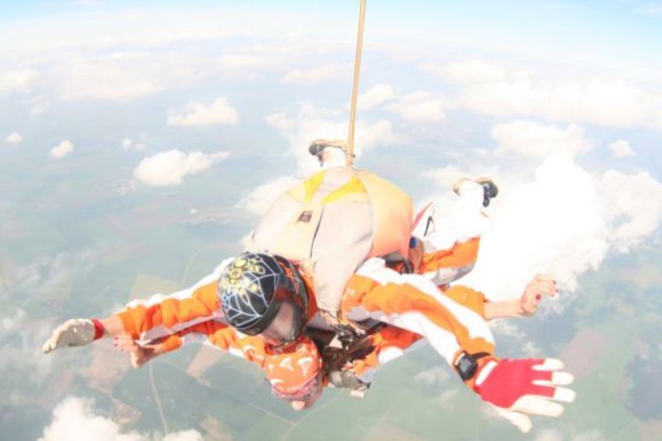 Tandemový seskok Prostějov