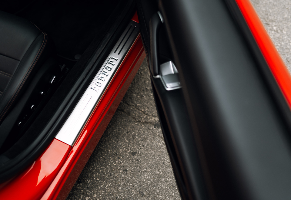 Ferrari California T