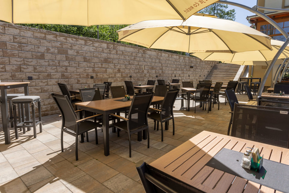 Pobyt v Hotelu a Penzionu Praděd Thamm - venkovní terasa