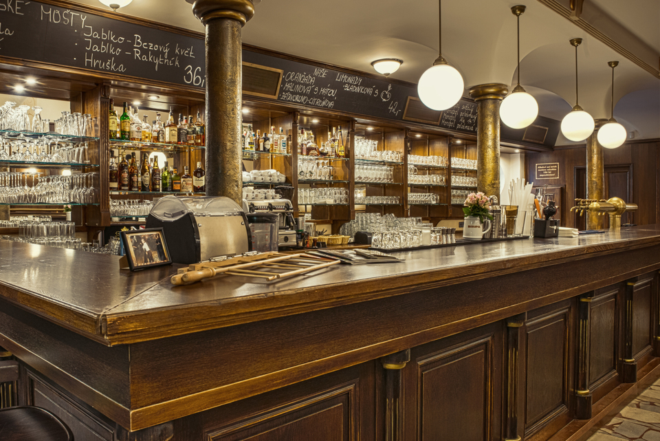 Gurmánský pobyt s pivní degustací, saunovým relaxem a polopenzí v Hotelu Monopol pro 2 osoby na 2 noci