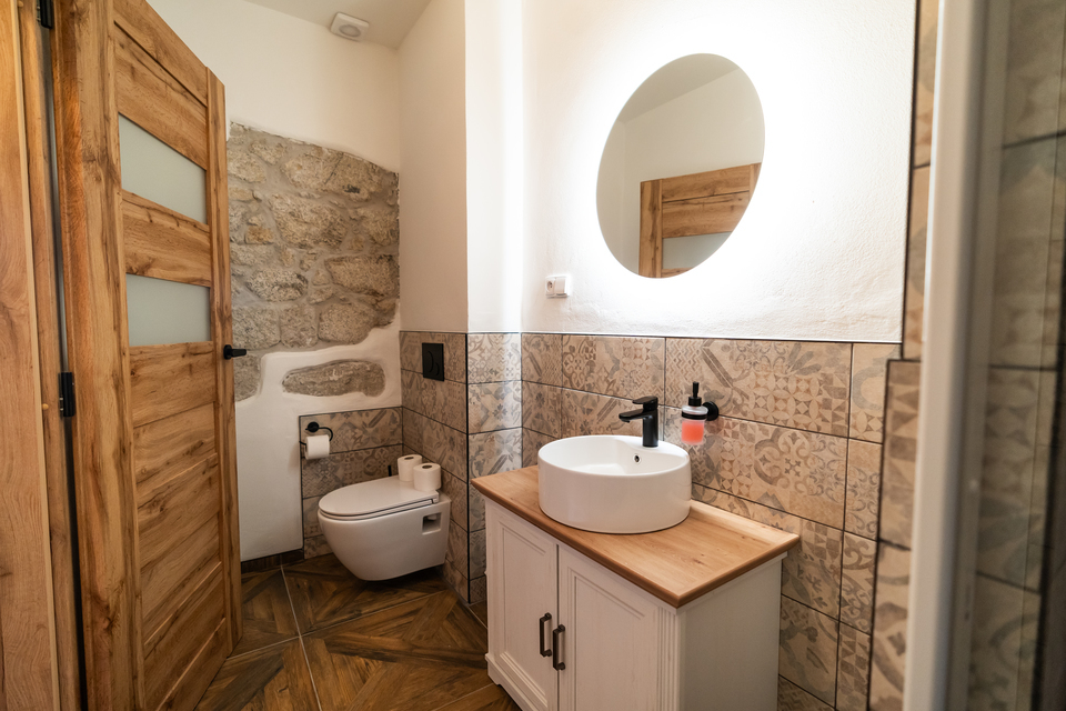 Romantický pobyt na historickém hradu Vildštejn se snídaní a degustační večeří pro 2 osoby