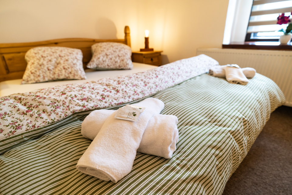 Romantický pobyt na historickém hradu Vildštejn se snídaní a degustační večeří pro 2 osoby